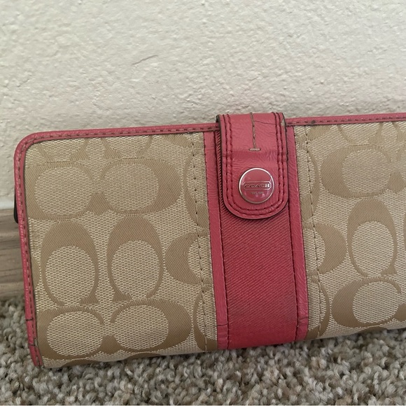 COACH Legacy Signature C Khaki Pink Jacquard Leather Zip Around Wallet Vintage - Picture 7 of 12